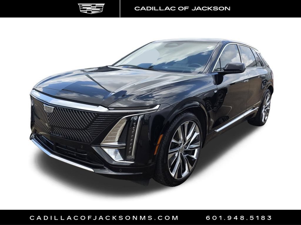 Used 2024 Cadillac Lyriq Luxury AWD/4WD image 6