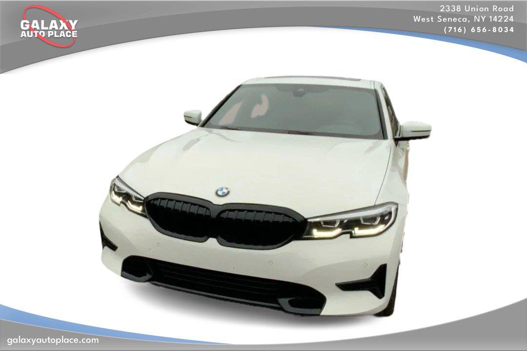 Used 2021 BMW 330i xDrive Sedan w/ Convenience Package AWD/4WD image 2