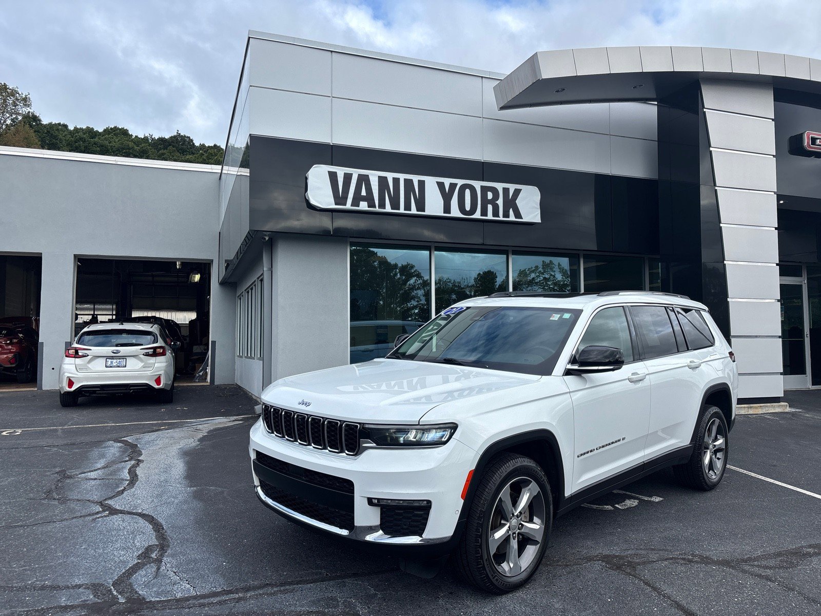 Used 2021 Jeep Grand Cherokee L Limited w/ Luxury Tech Group II