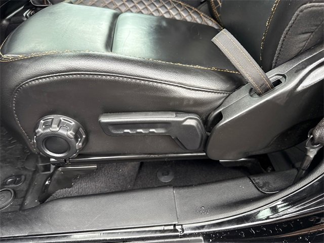 Used 2021 Jeep Gladiator Overland image 13