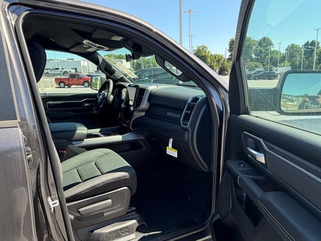 New 2026 RAM 1500 Big Horn AWD/4WD image 24