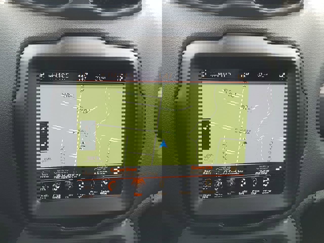 Used 2023 Jeep Renegade Latitude image 17