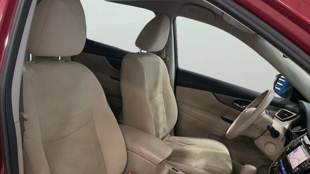 Used 2015 Nissan Rogue SV w/ SV Premium Package FWD image 12