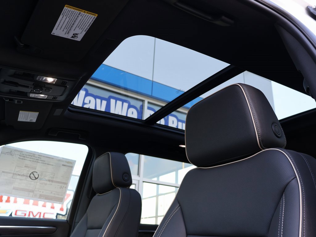 New 2025 Chevrolet Suburban Premier w/ Sun And Tow Package image 26