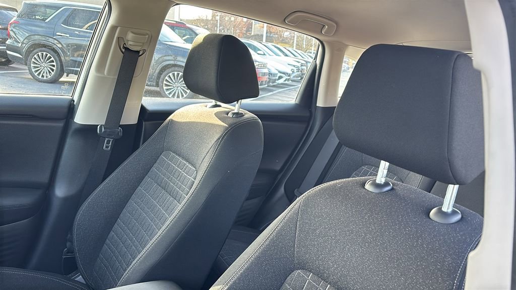 Certified 2023 Honda HR-V LX image 25