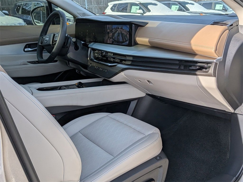 Used 2025 Nissan Murano Platinum image 26