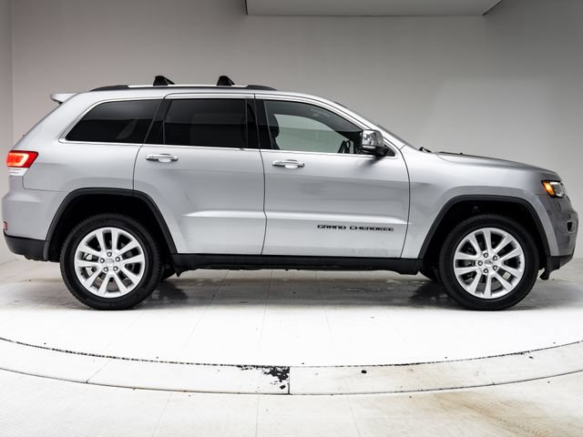 Used 2017 Jeep Grand Cherokee Limited w/ Luxury Group II AWD/4WD image 31