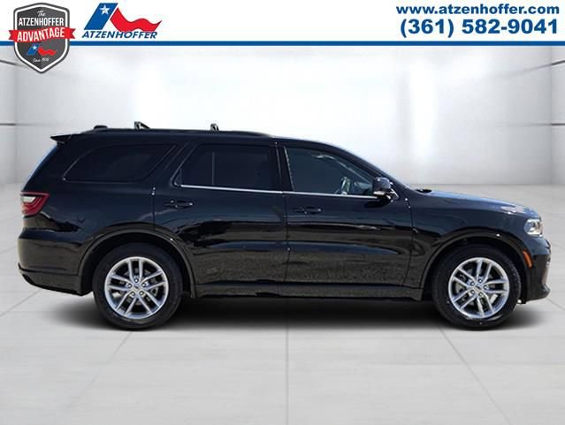 Used 2024 Dodge Durango GT RWD image 2