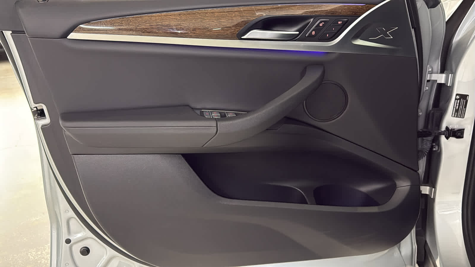 Used 2021 BMW X3 xDrive30i w/ Convenience Package image 14