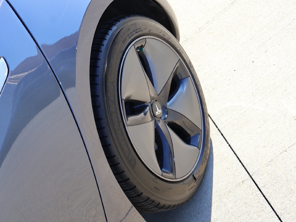 Used 2018 Tesla Model 3 RWD image 34