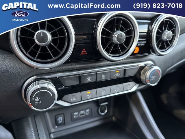 Used 2025 Nissan Sentra SV image 29