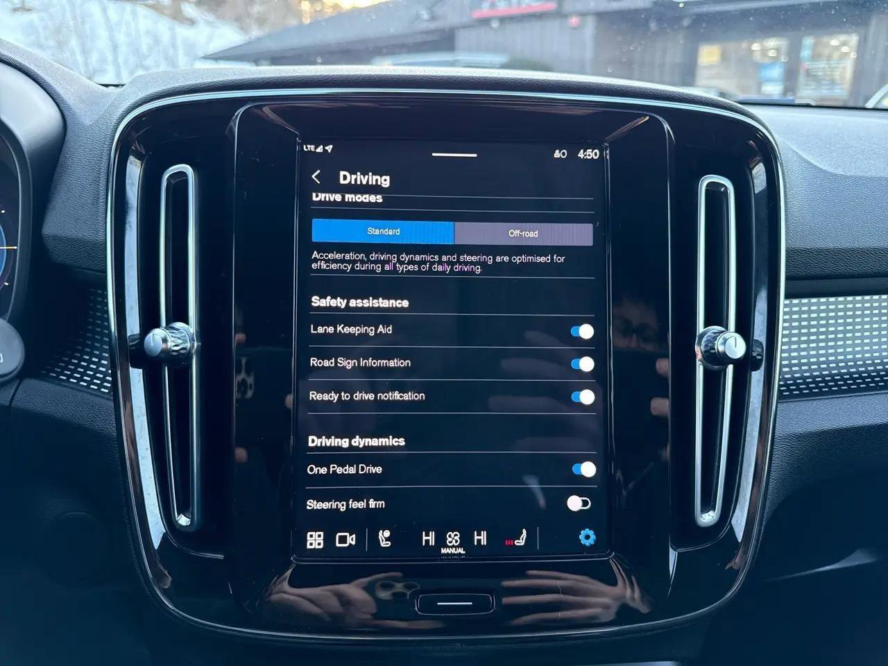 Used 2021 Volvo XC40 P8 Recharge w/ Climate Package image 45