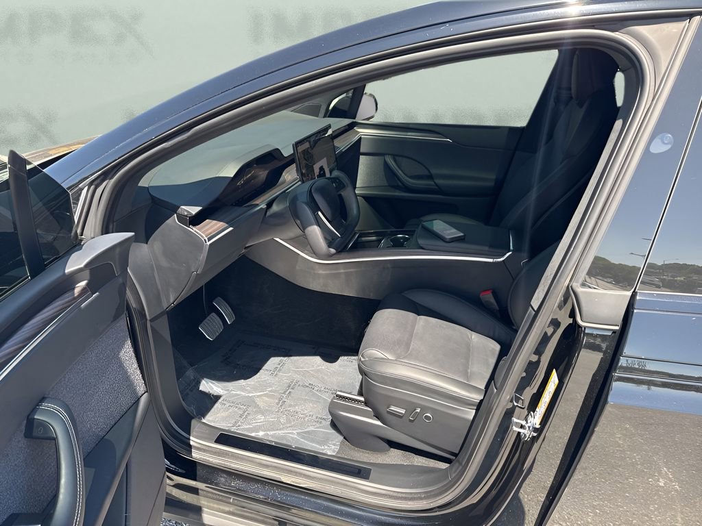 Used 2023 Tesla Model X AWD/4WD image 13