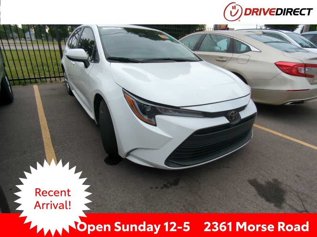 Used 2025 Toyota Corolla LE FWD video 1