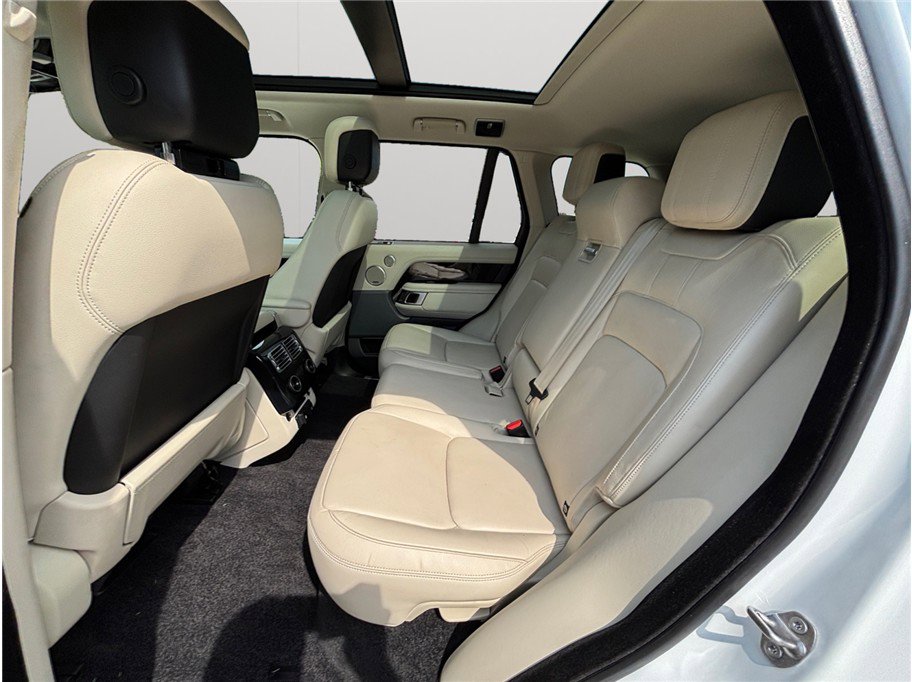 Used 2018 Land Rover Range Rover image 39