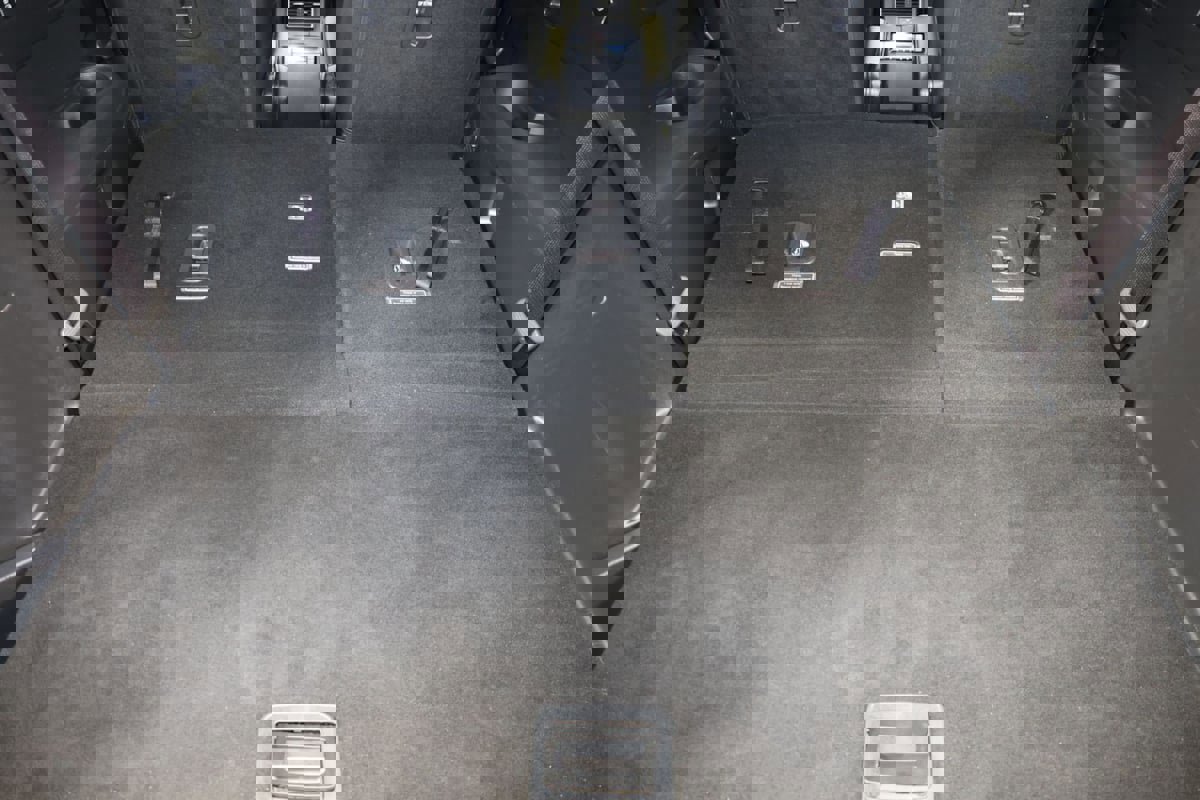 Used 2024 MAZDA CX-90 Plug-In Hybrid w/ Premium Pkg image 19