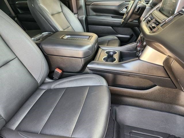 Used 2023 Chevrolet Tahoe Z71 w/ Z71 Off-Road Package AWD/4WD image 7