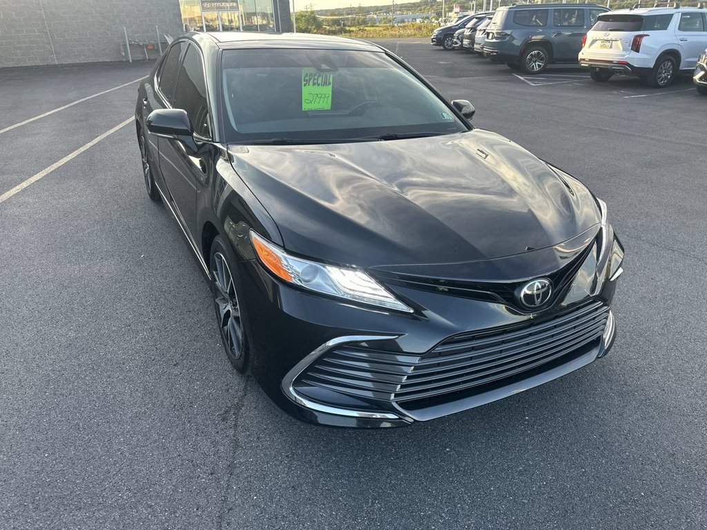 Used 2022 Toyota Camry XLE