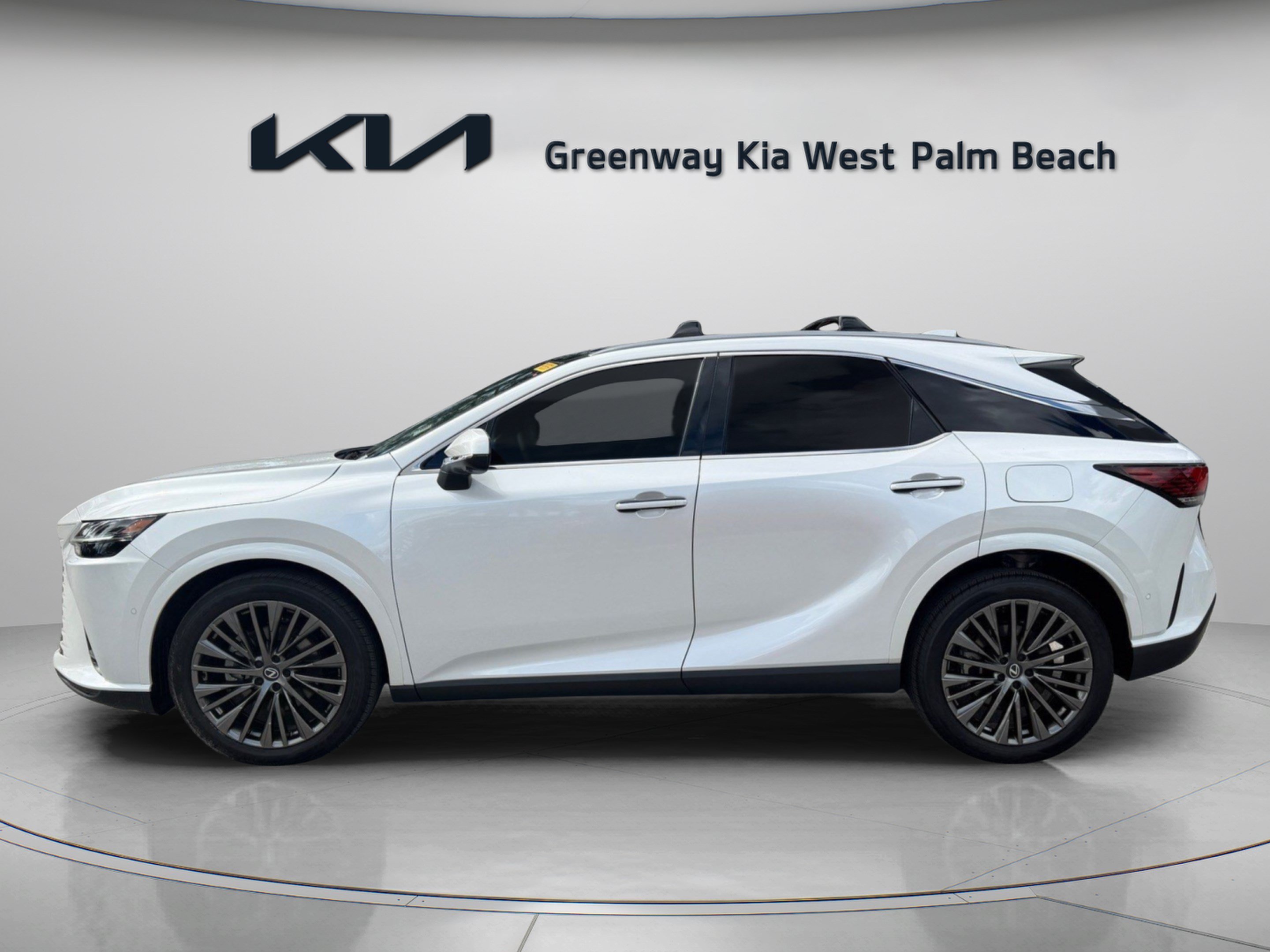 Used 2026 Lexus RX 350 AWD w/ Convenience Package image 4