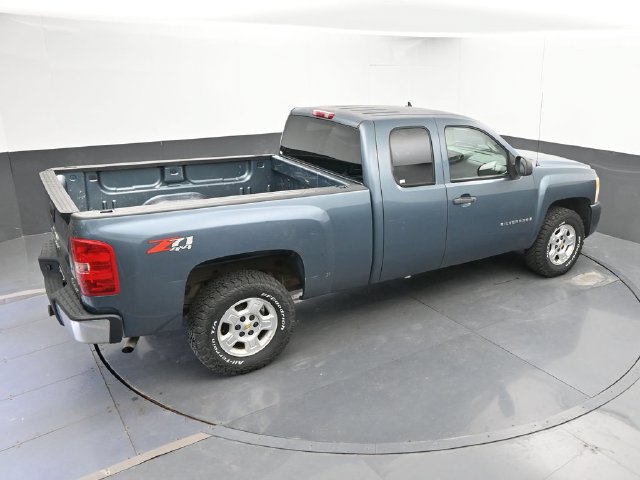 Used 2009 Chevrolet Silverado 1500 LT w/ Power Pack Plus AWD/4WD image 31