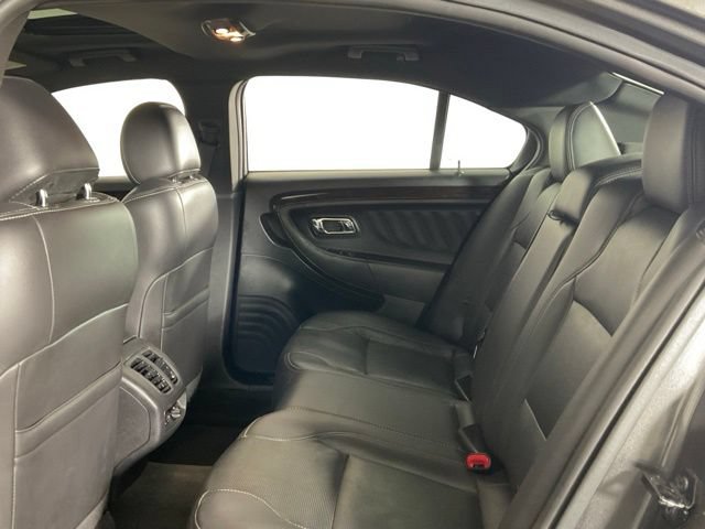 Used 2015 Ford Taurus Limited w/ Equipment Group 301A AWD/4WD image 27