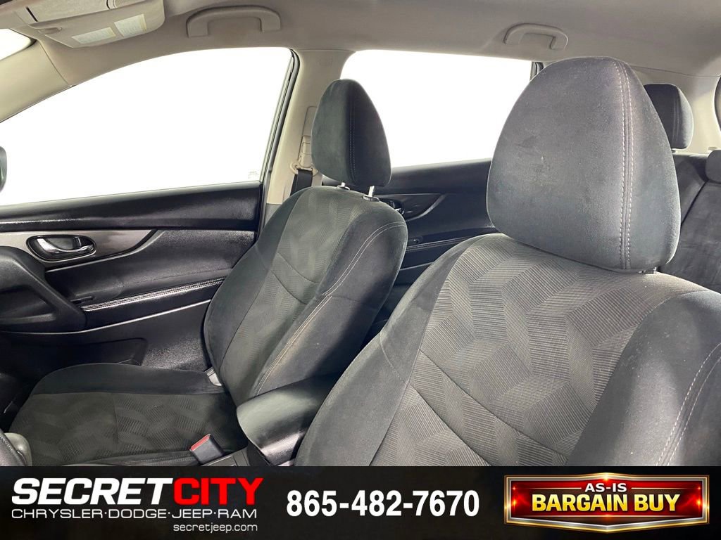 Used 2015 Nissan Rogue S image 10