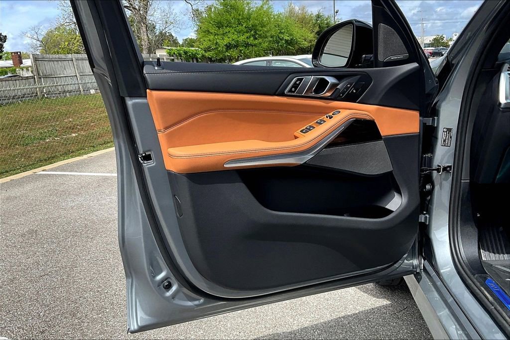 New 2026 BMW X5 sDrive40i RWD image 13