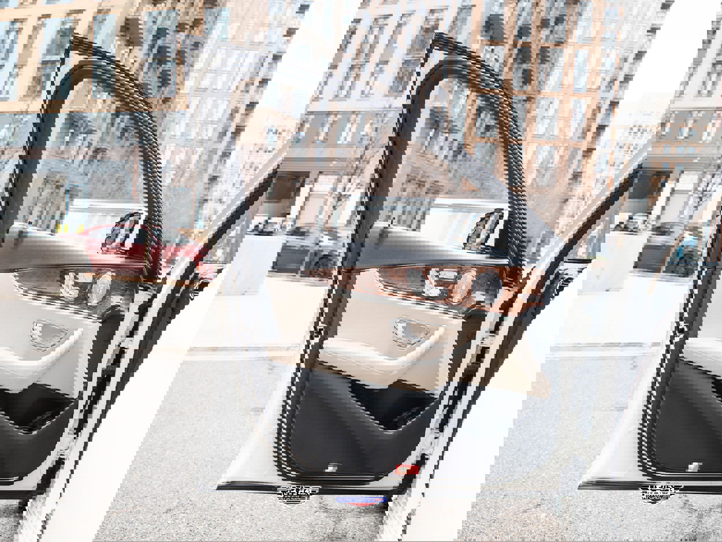 Used 2019 Mercedes-Benz E 300 300 image 41