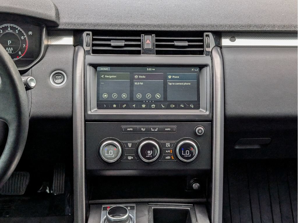 Used 2020 Land Rover Discovery Landmark AWD/4WD image 21