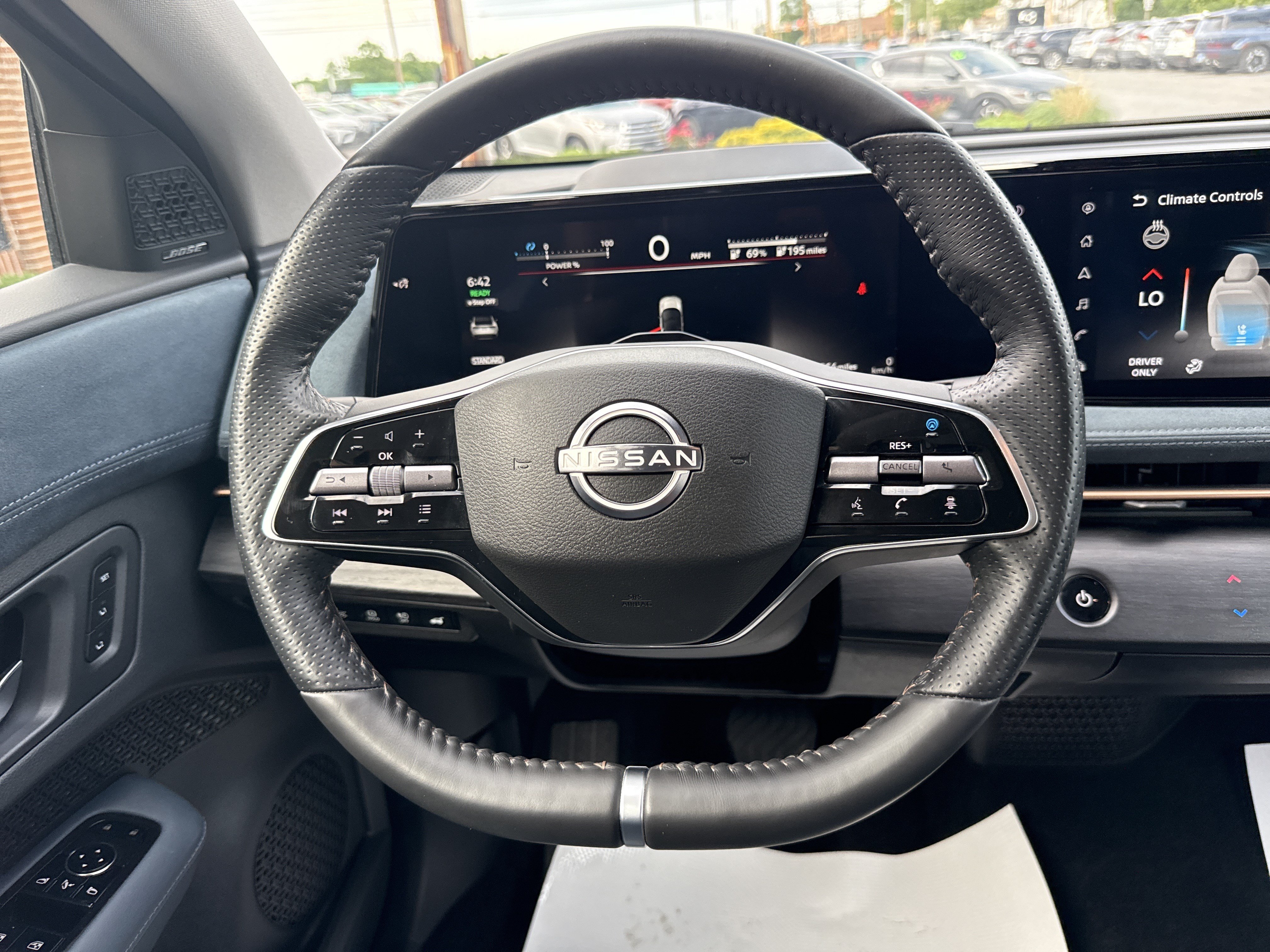 Used 2023 Nissan Ariya AWD/4WD image 16