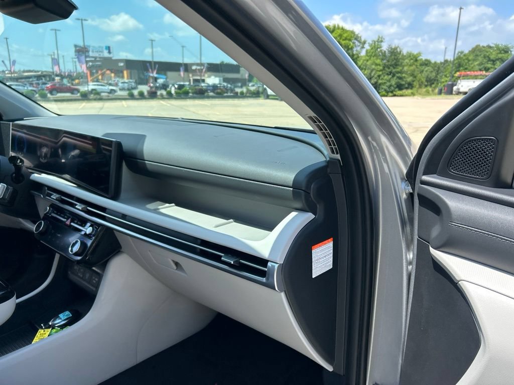 New 2026 Hyundai Tucson Blue SE AWD/4WD image 11