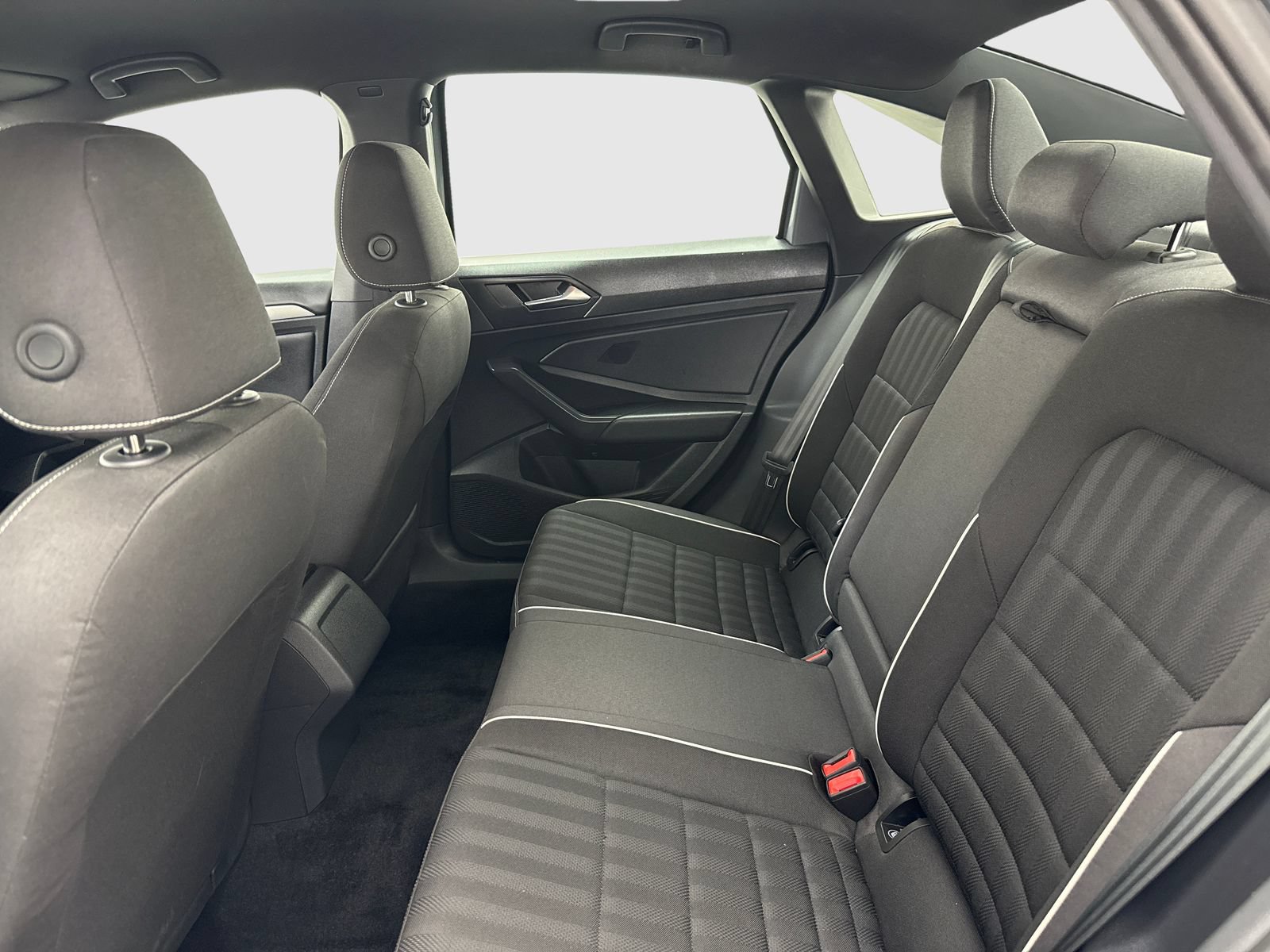 Used 2024 Volkswagen Jetta Sport FWD image 37