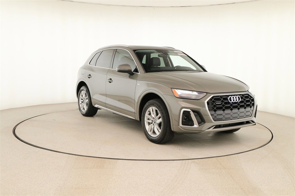 Certified 2023 Audi Q5 2.0T Premium w/ Convenience Package image 10