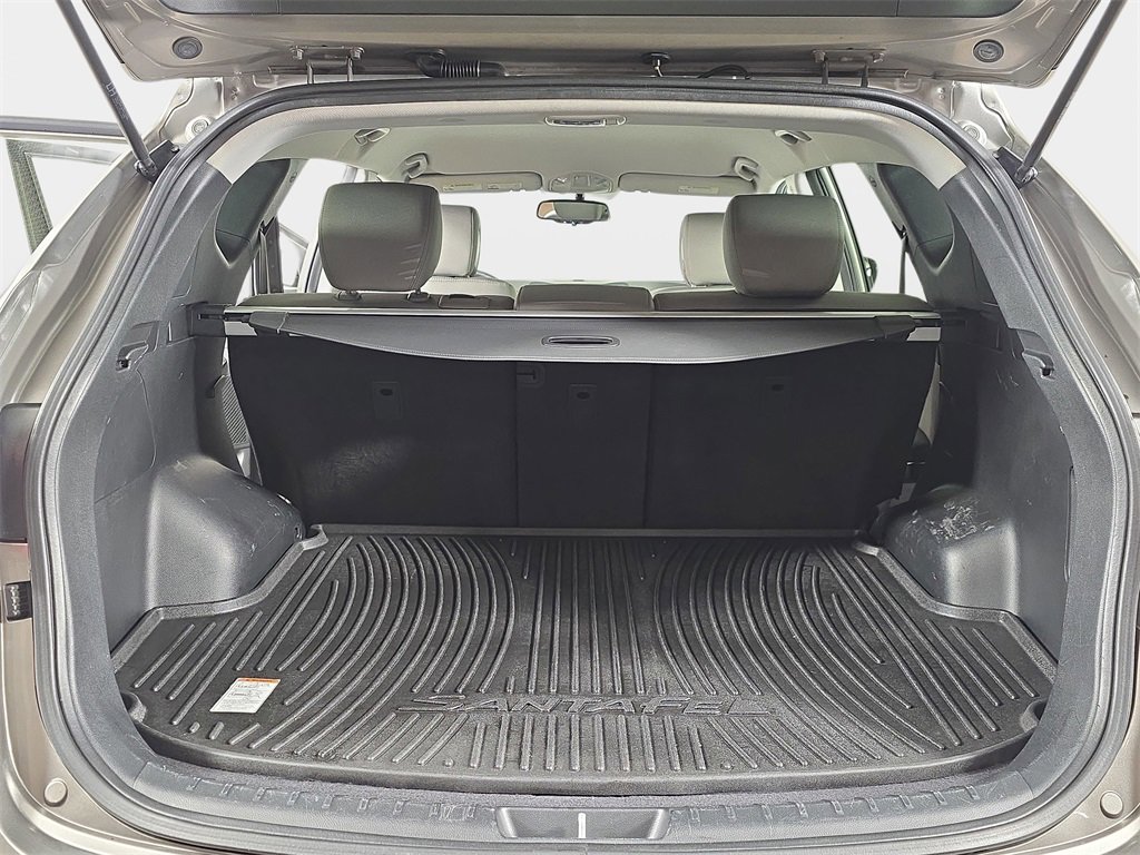 Used 2017 Hyundai Santa Fe Sport image 13