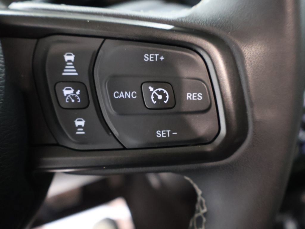 Used 2025 Jeep Wrangler Unlimited Rubicon image 32