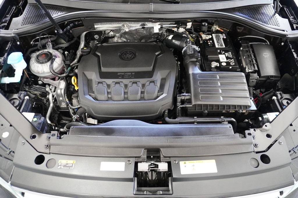 Used 2023 Volkswagen Tiguan SE image 25
