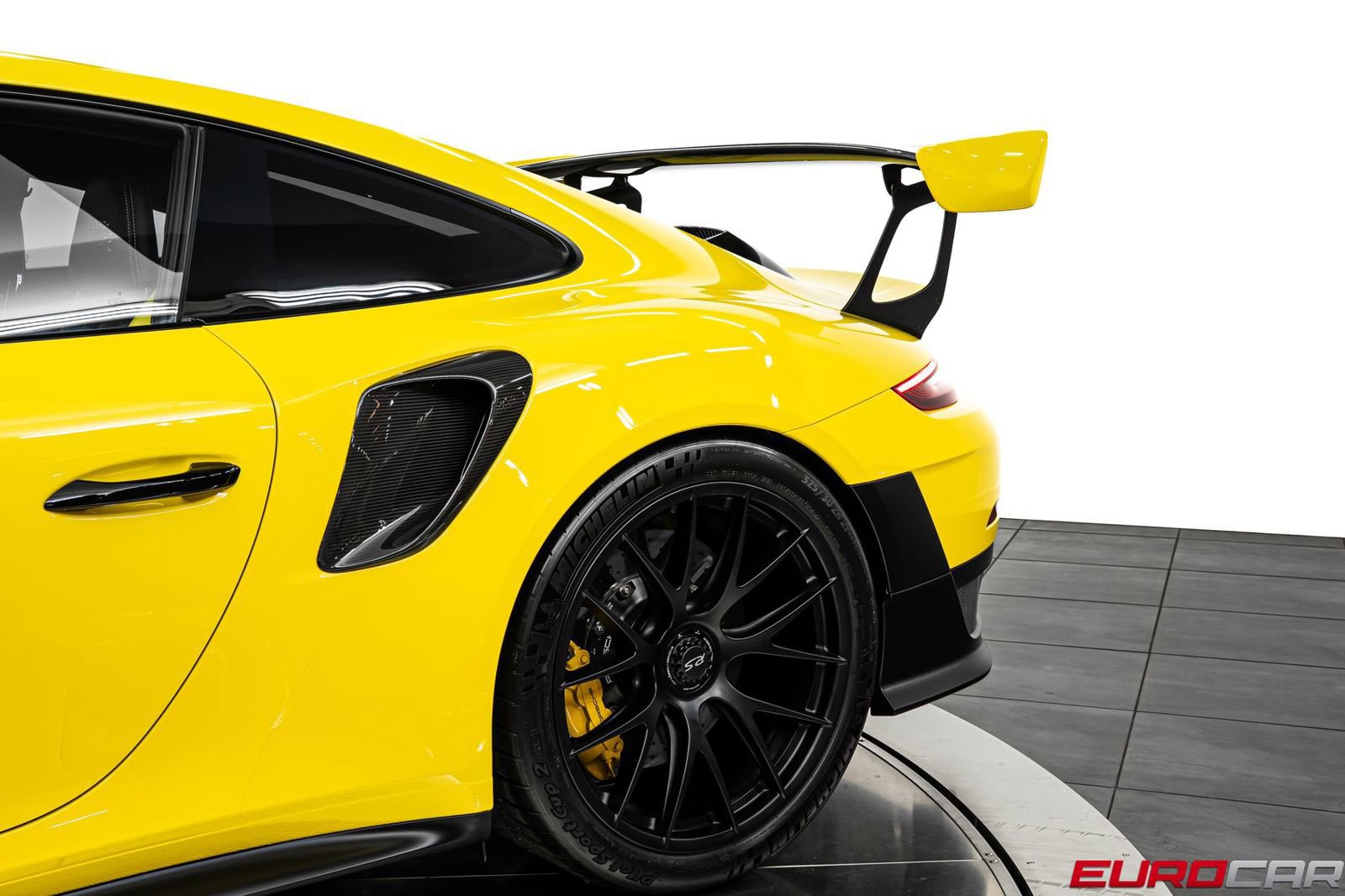 Used 2018 Porsche 911 GT2 RS RWD image 20