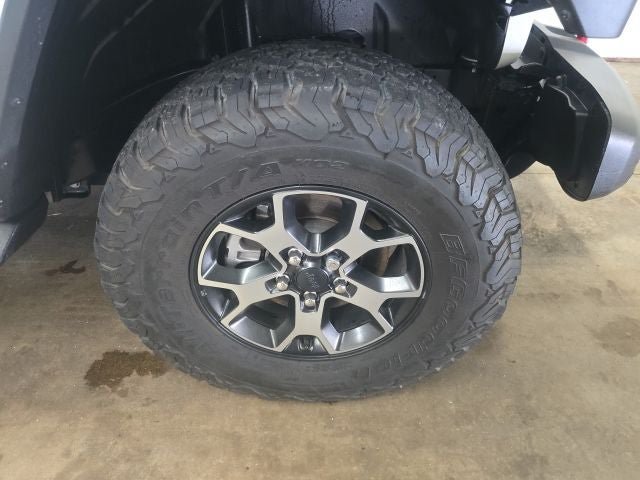Used 2019 Jeep Wrangler Unlimited Rubicon AWD/4WD image 2