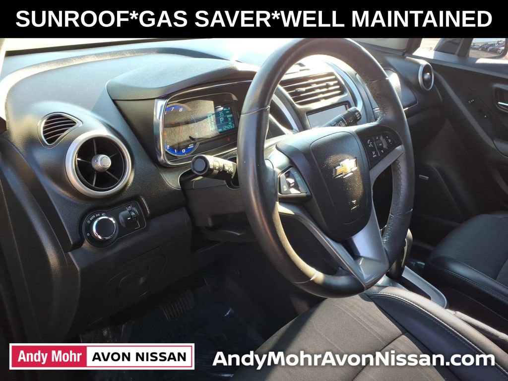 Used 2015 Chevrolet Trax LT w/ LT Sun and Sound Package FWD image 18