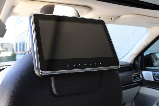 Used 2019 Lincoln Navigator Black Label w/ Cargo Package AWD/4WD image 22