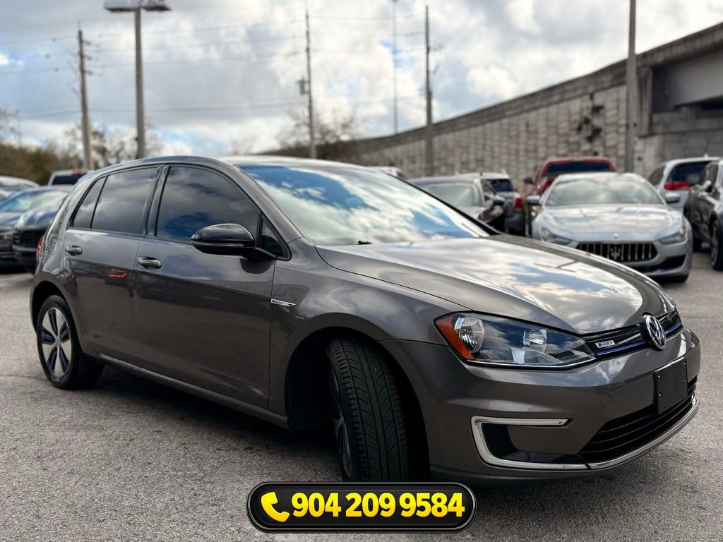 Used 2016 Volkswagen e-Golf SE FWD image 9
