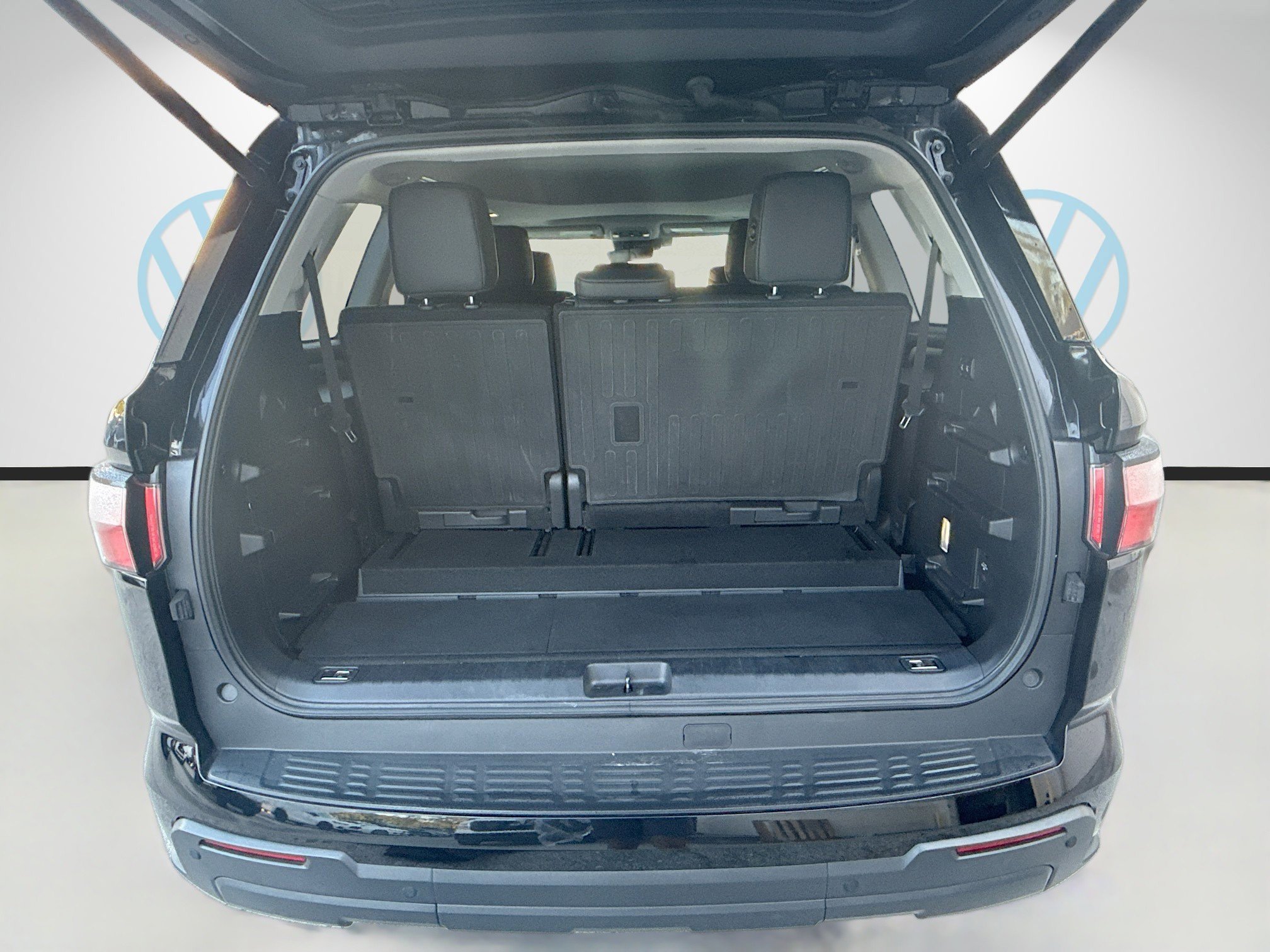 Used 2024 Toyota Sequoia SR5 w/ SR5 Premium Package image 27