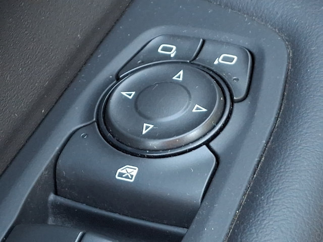 Used 2025 Chevrolet Suburban Z71 AWD/4WD image 16
