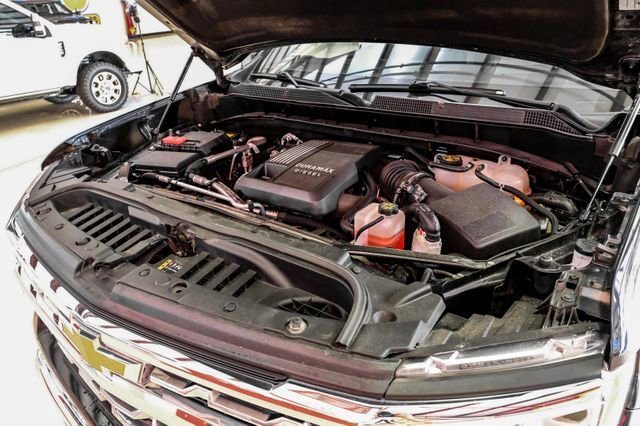 Used 2022 Chevrolet Silverado 1500 LTZ w/ Technology Package image 46