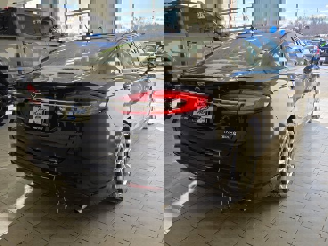 Used 2018 Ford Fusion S image 11