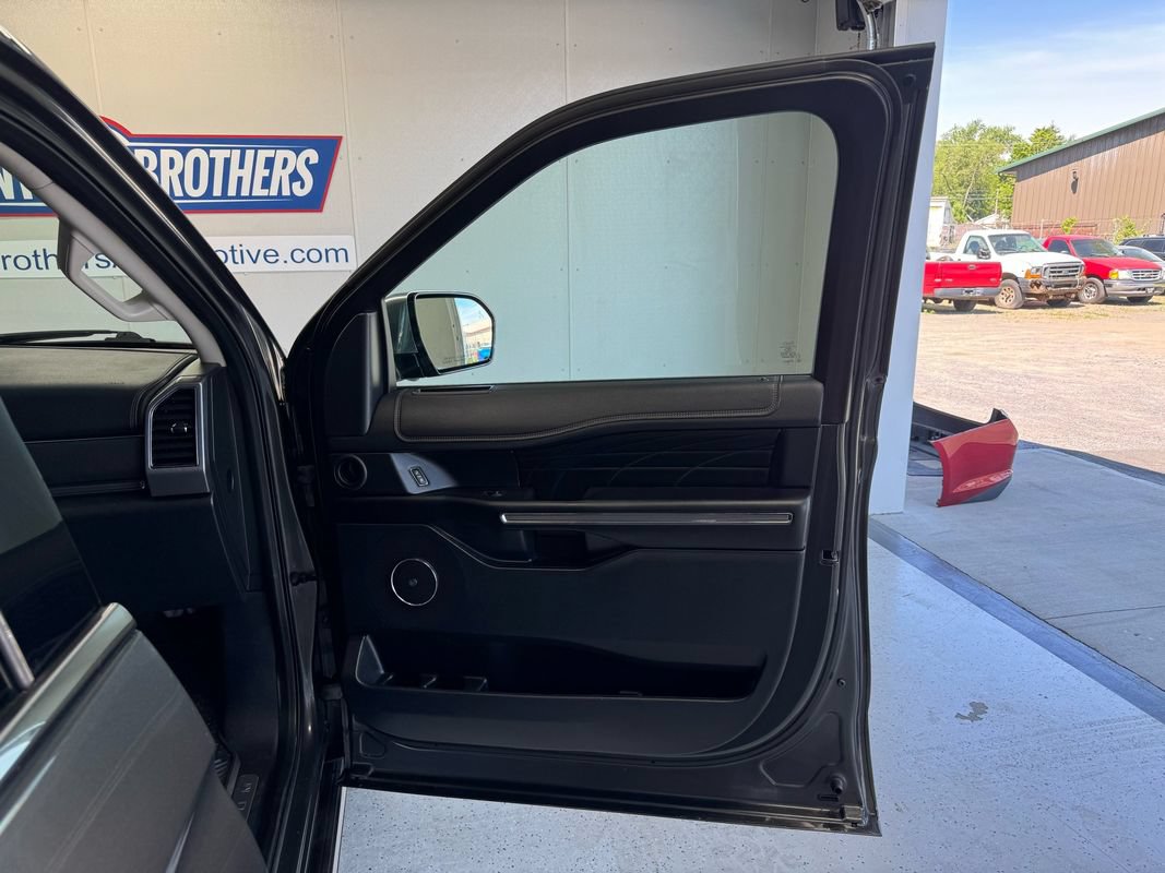Used 2019 Ford Expedition Platinum AWD/4WD image 35