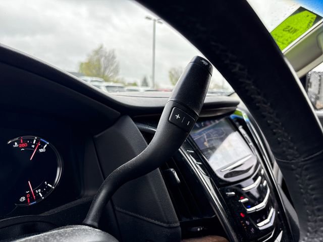 Used 2017 Cadillac Escalade Premium Luxury image 26