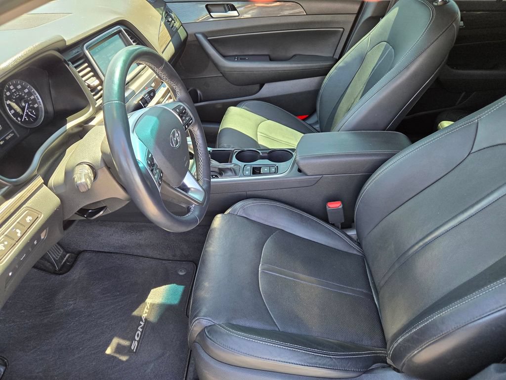 Used 2019 Hyundai Sonata Limited w/ Ultimate Package 04 FWD image 19