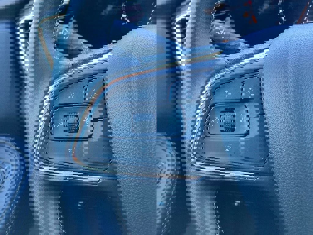 Used 2025 Buick Encore GX Preferred image 14