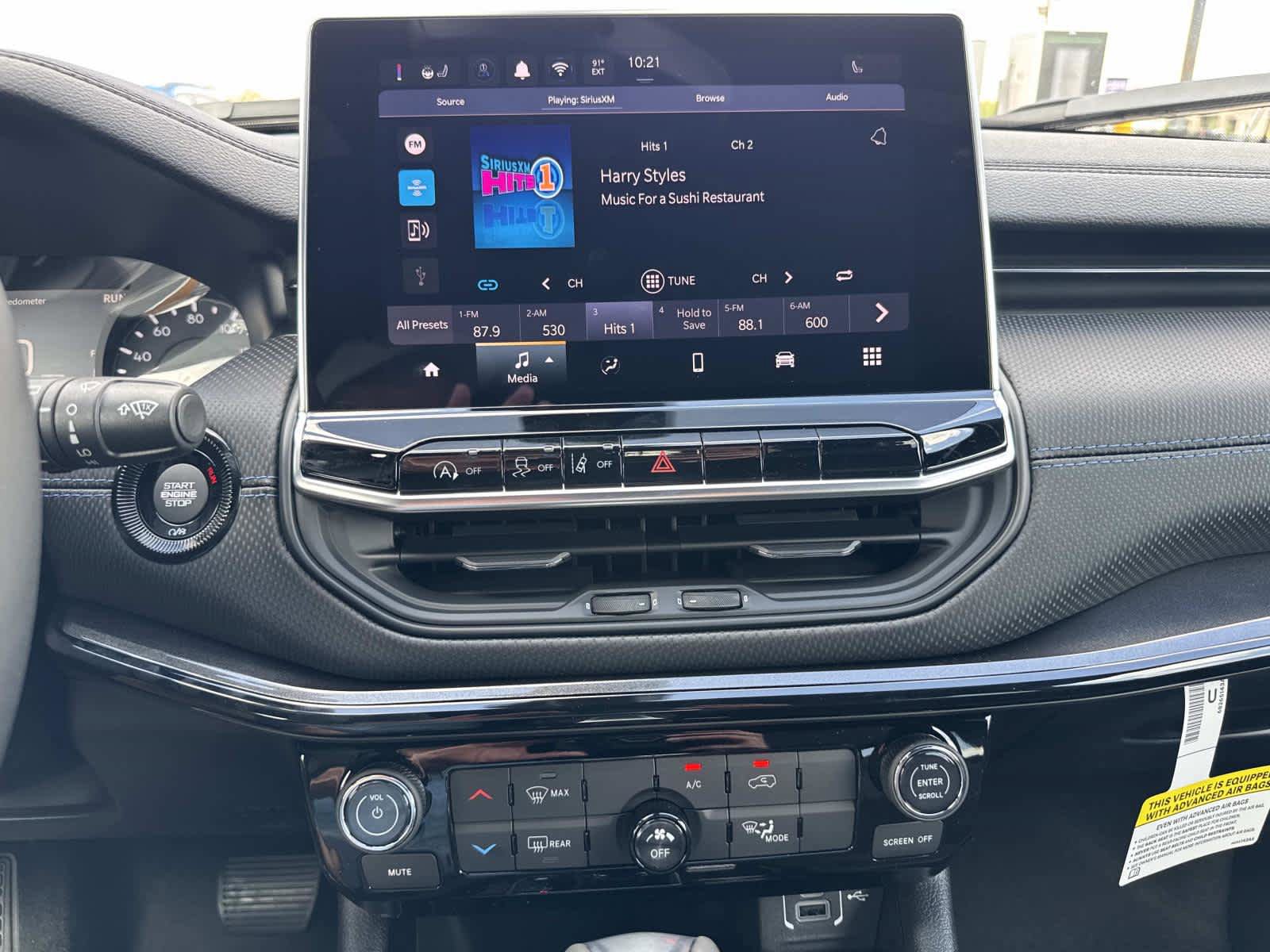 New 2026 Jeep Compass Latitude image 16
